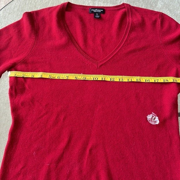 Lord and Taylor Red Cashmere Sweater XL - Picture 4 of 5